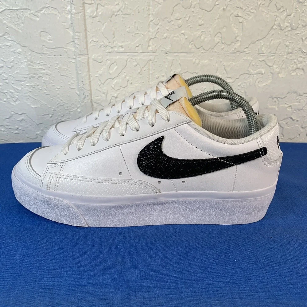 Nike Blazer Low Platform Women 9.5 White Sneakers Black Snakeskin DZ5210-100